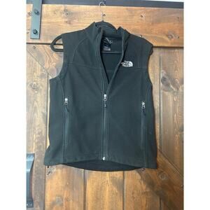 The North Face women’s medium black vest